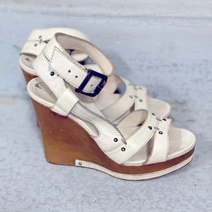 Vintage Chloe Open Toed Platform Heels in Cream size 5.5